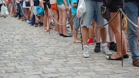 November: the month of Black Friday: Economic Analysis