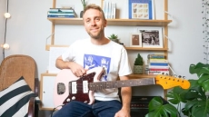 Beginner Guitar Lessons: Learn Guitar – The Complete Guide